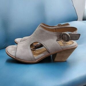 Sofft Beige Leather Suede Bootie Sandals Womans Heels Size 8